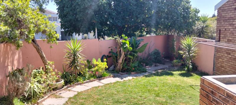 2 Bedroom Property for Sale in Soneike Western Cape